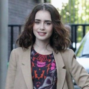 Meet your Posher, Iris